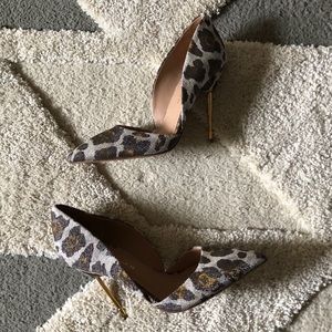 Kurt Geiger Bond Pumps